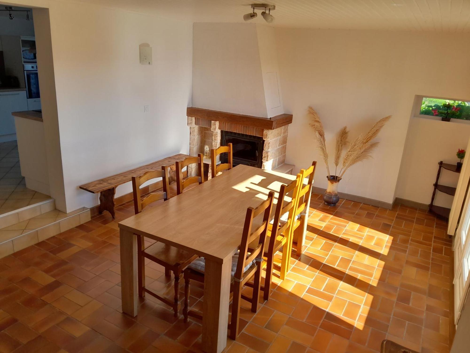 La Cantiniere Fougerolles-Saint-Valbert 外观 照片